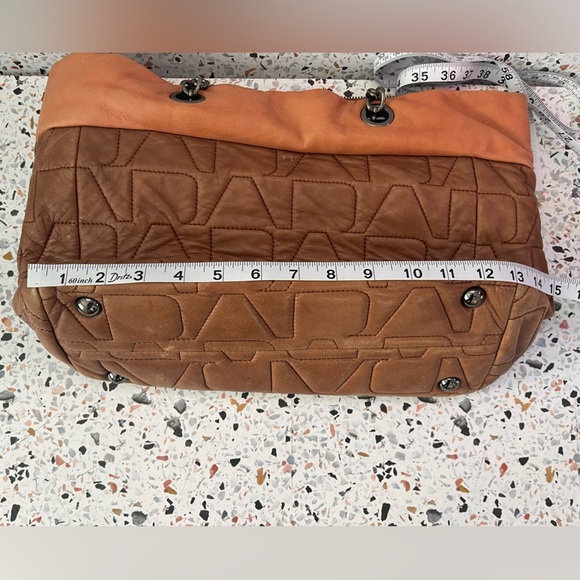 Adolfo Dominguez Brown and Tan Shoulder Bag - Picture 13 of 16